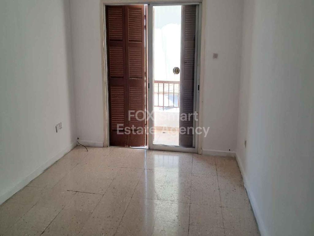 Apartment in Kato Paphos - Image 3