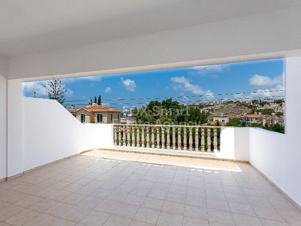 Apartment in Paphos - view 1