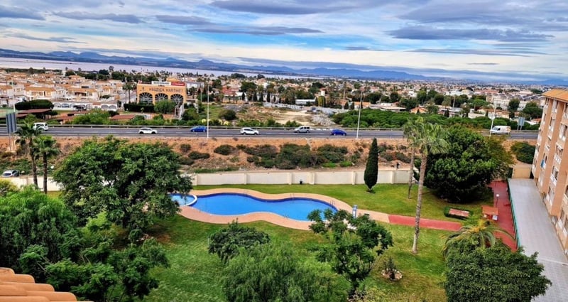 Apartment in Torrevieja - view 1