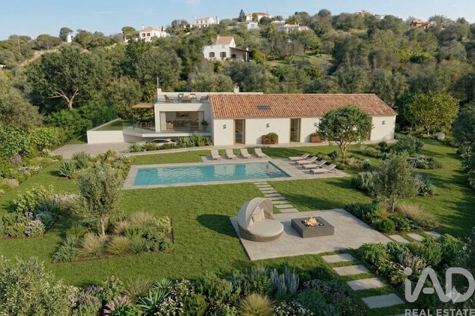 Land in Loule - view 1