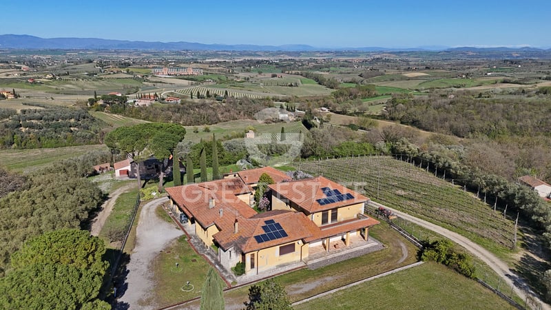 House in Montepulciano - view 1