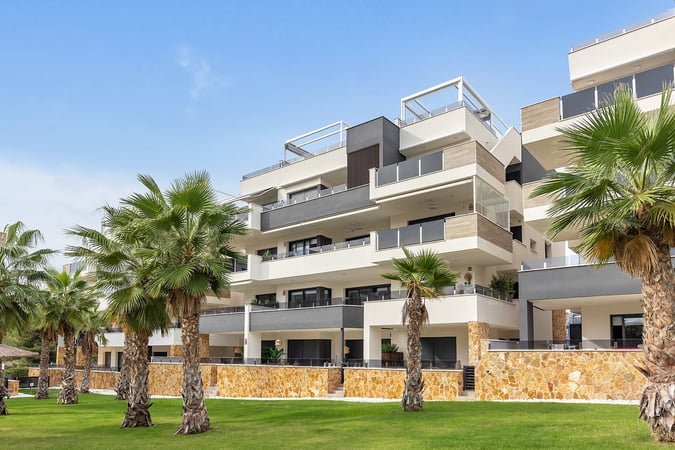 Apartment in Molins - view 1