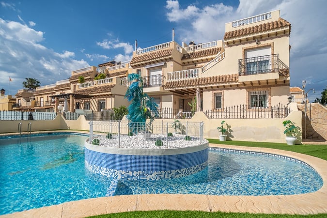 Apartment in Playa Flamenca - view 1
