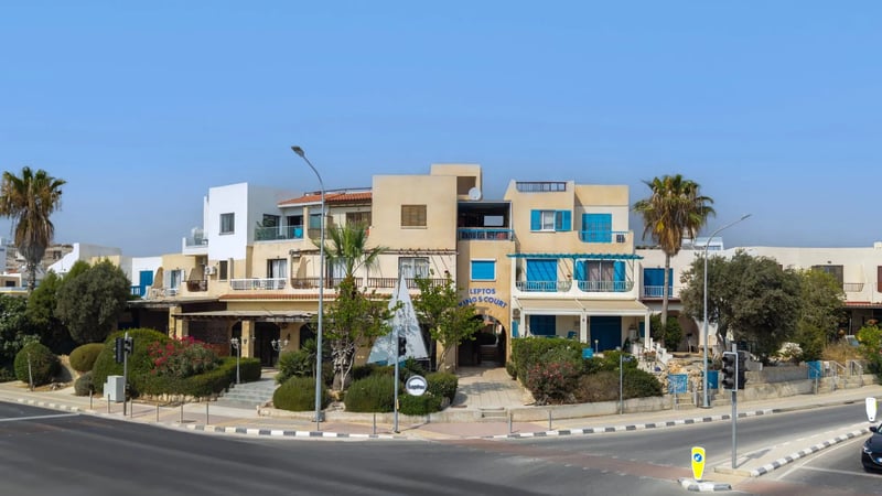Apartment in Paphos - view 1