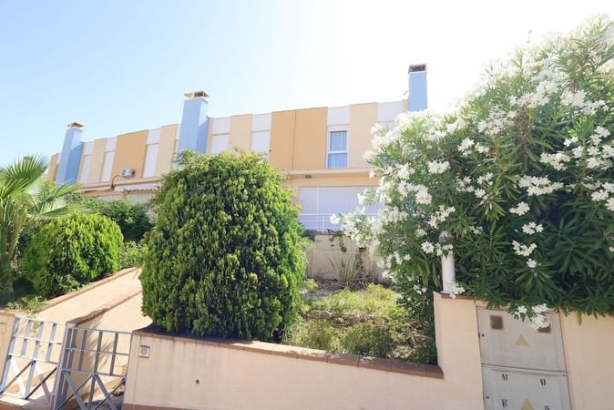 House in Urbanizacion los Balcones - view 1