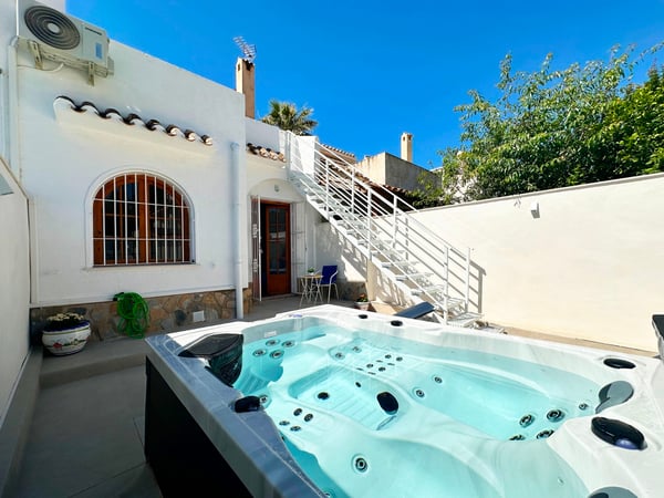 House in La Zenia - view 1