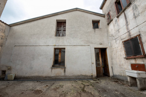 House in Paterno - Image 3