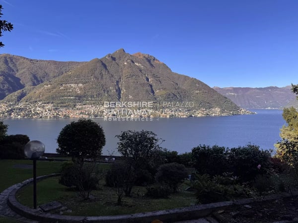 Apartment in Faggeto Lario - view 1