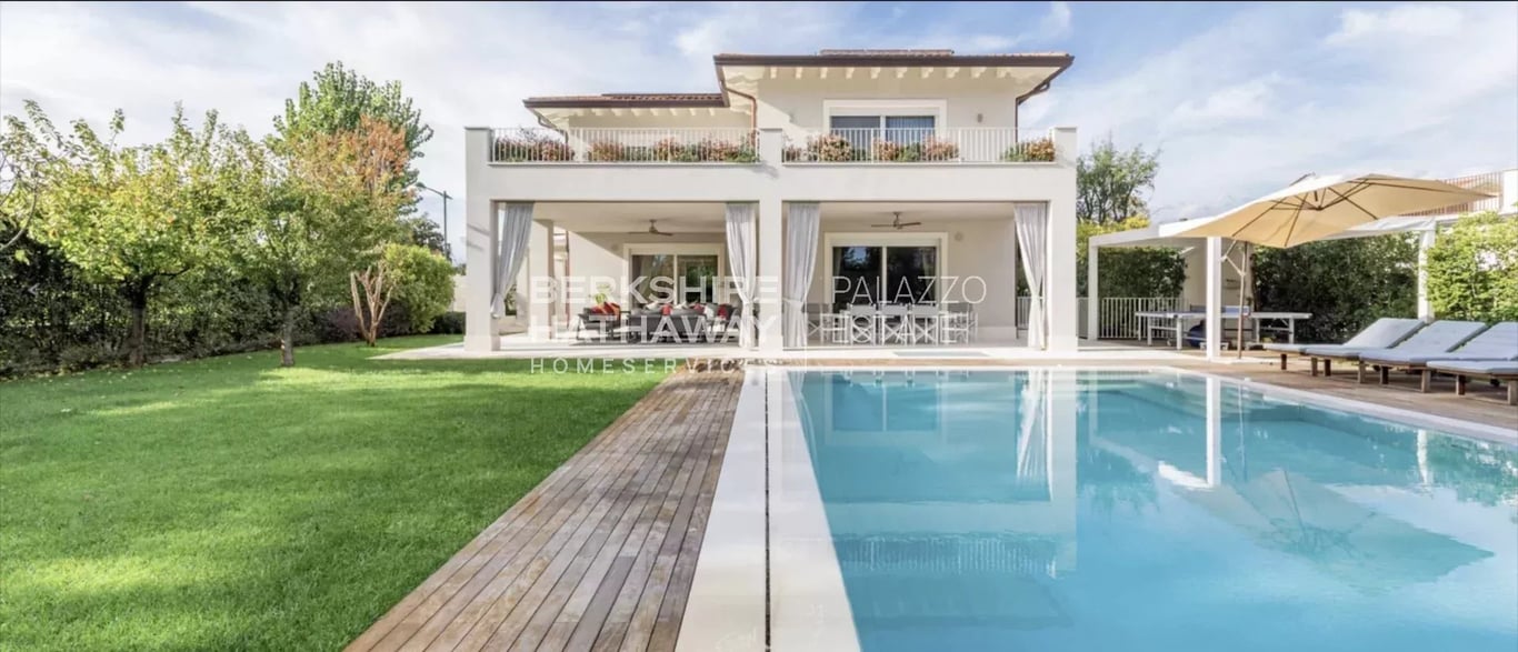 Villa in Forte dei Marmi