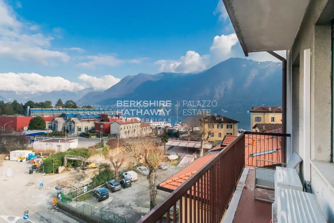 Apartment in Como - view 1
