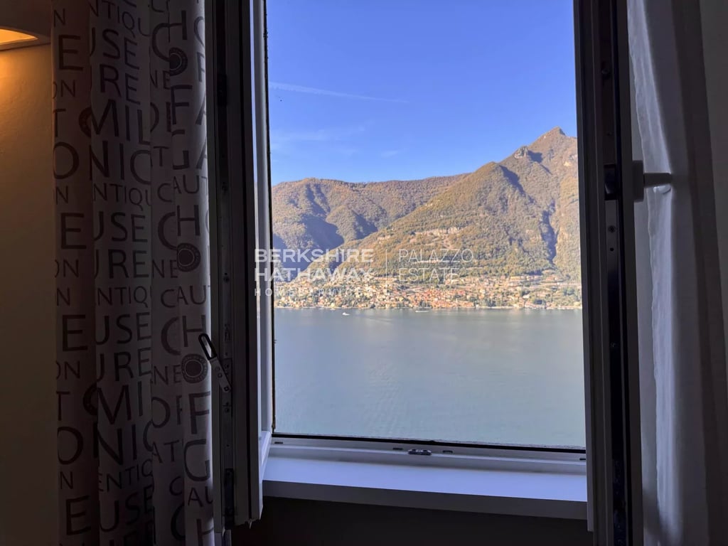 Apartment in Faggeto Lario - Image 2
