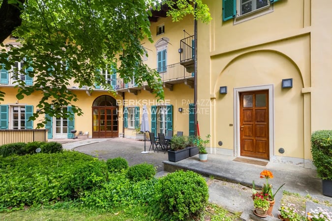 Apartment in Rivoli - view 1