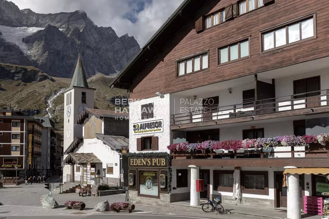 Apartment in Breuil-Cervinia - view 1
