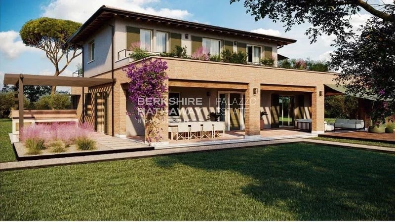 Villa in Pietrasanta - view 1
