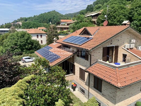 Villa in Tavernerio - view 1