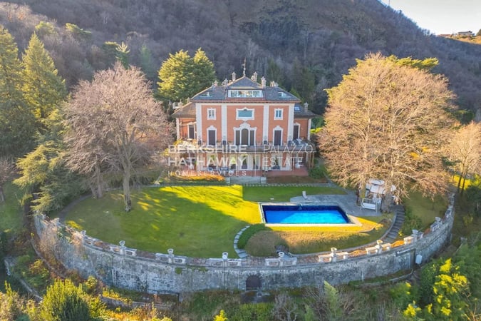 Apartment in Como - view 1