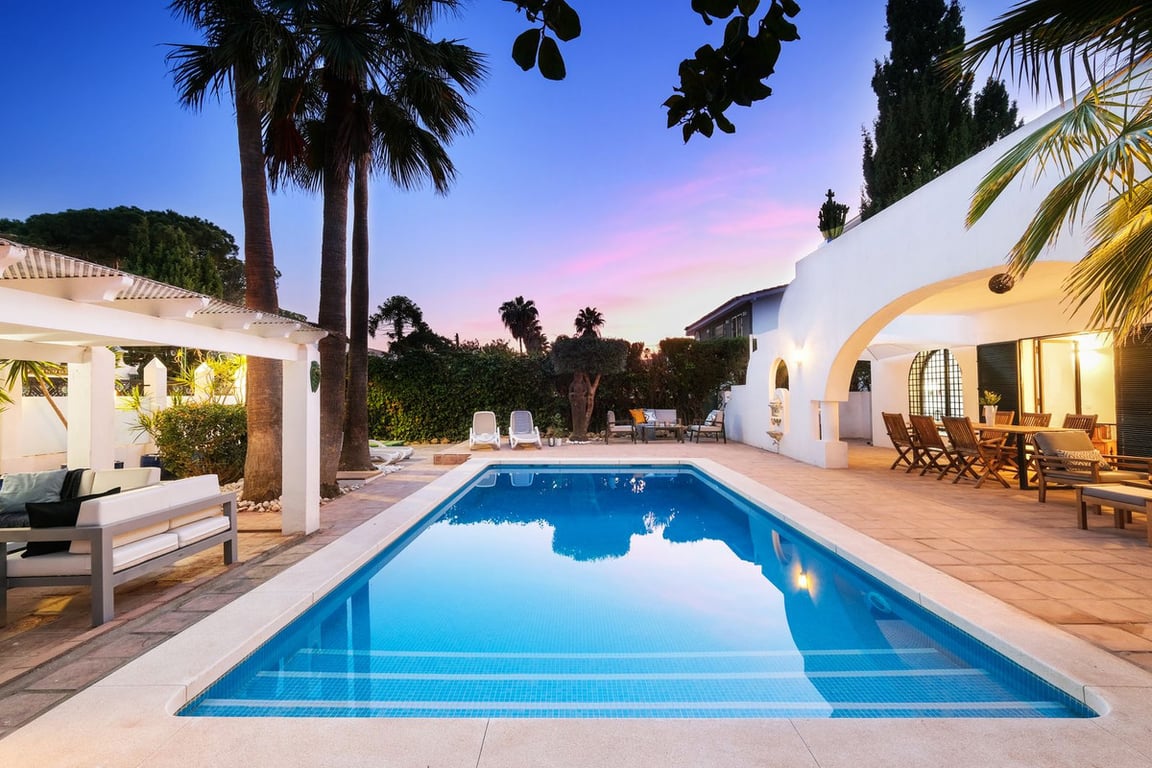 Villa in Marbella - Image 2