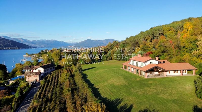 Villa in Angera - view 1