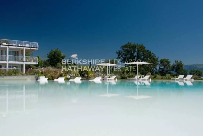 Apartment in Padenghe sul Garda - view 1
