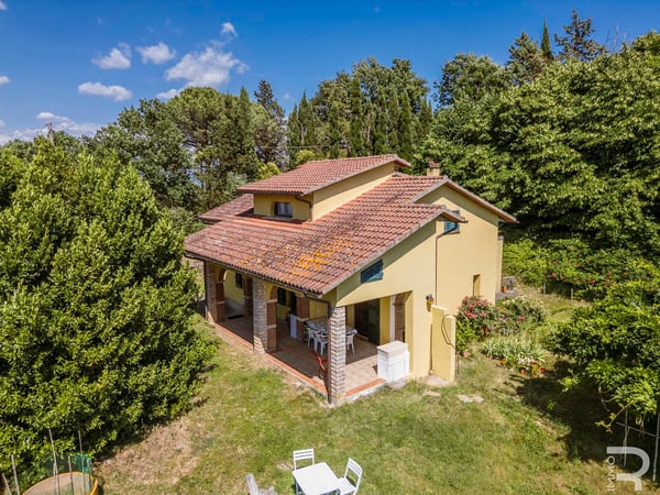 House in Roccastrada - view 1