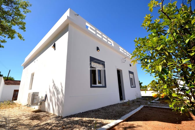Villa in Loule - view 1