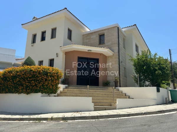 House in Palodeia - view 1