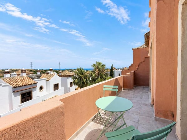 House in Estepona - view 1