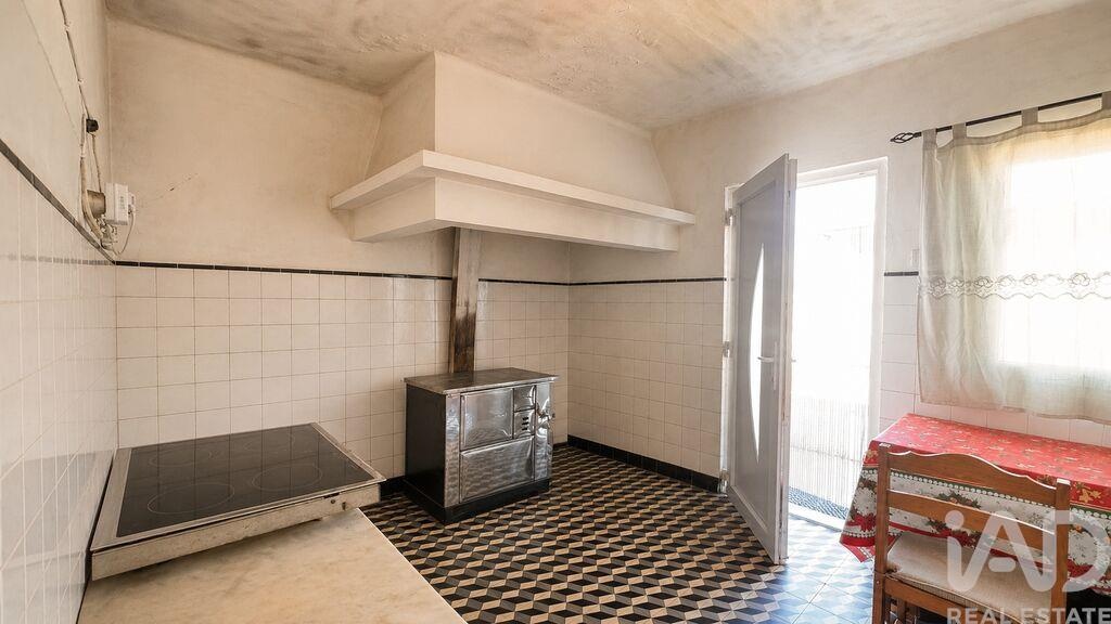 House in Viana do Castelo - Image 2