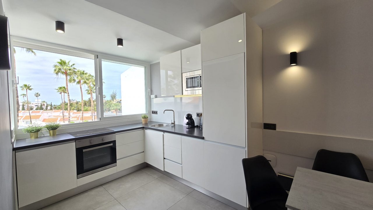 Apartment in San Eugenio - Image 3