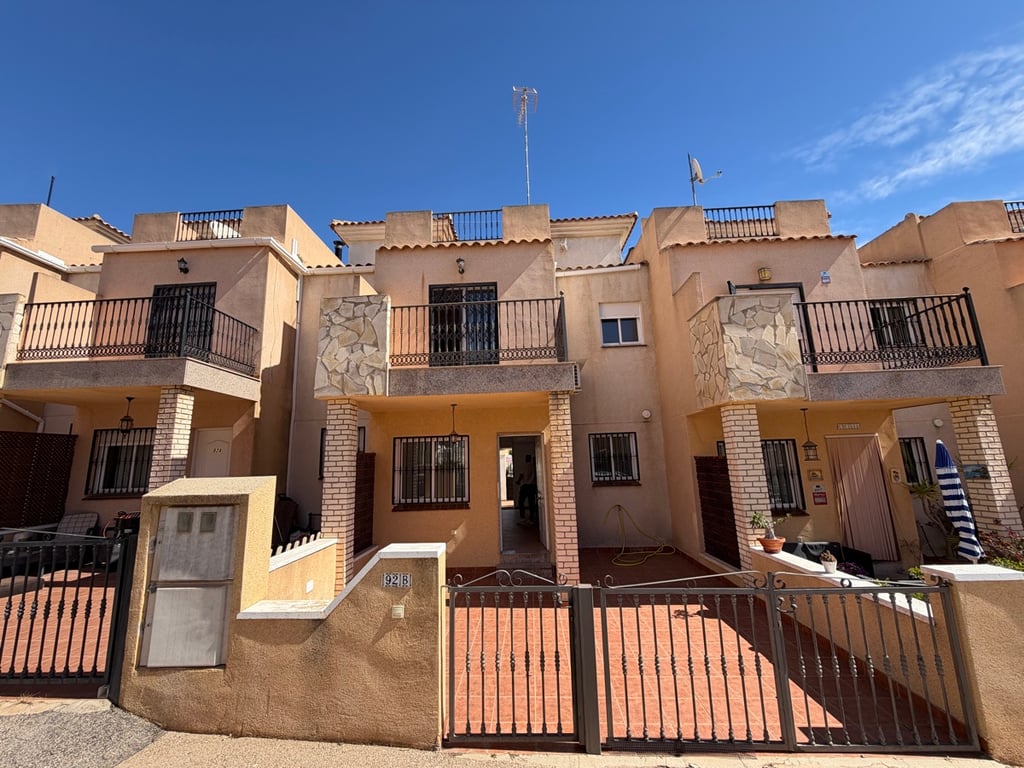 House in Residencia los Altos - Image 2