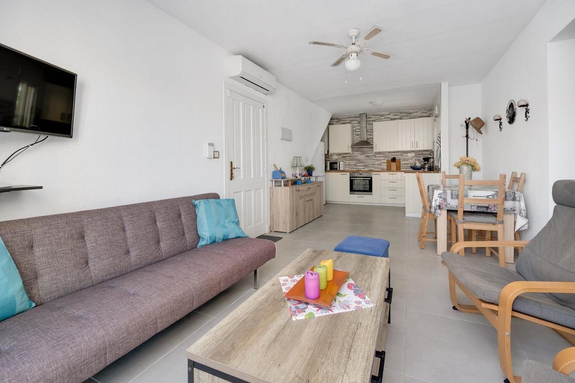 House in Torrevieja - Image 3