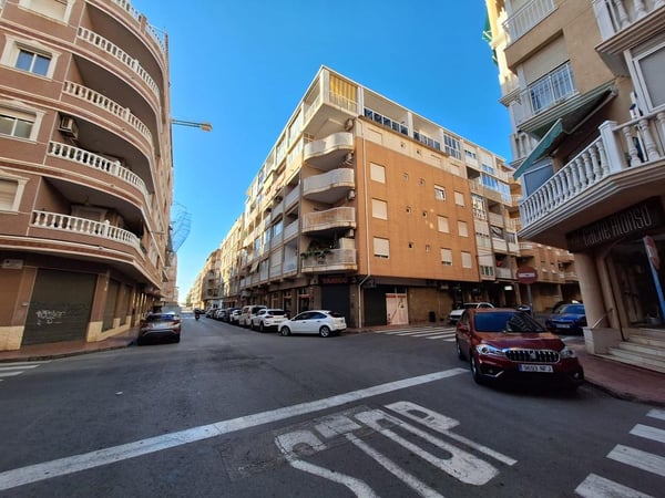 Apartment in Torrevieja - view 1