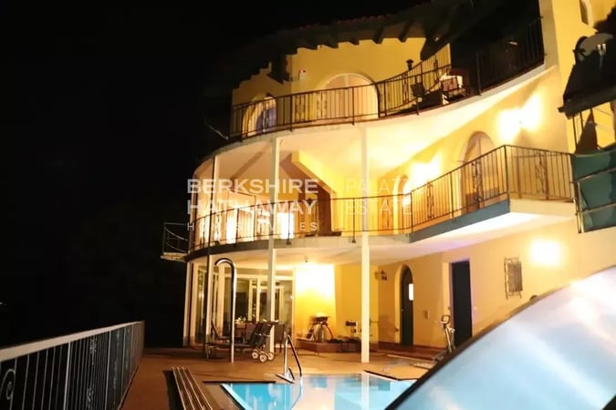 Villa in Verbano Cusio Ossola - view 1