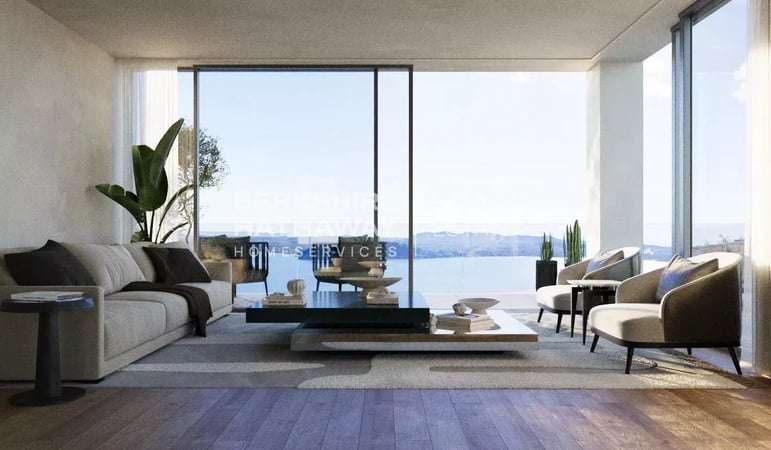 Villa in Lesa - view 1