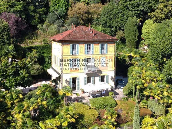 Villa in Oggebbio - view 1