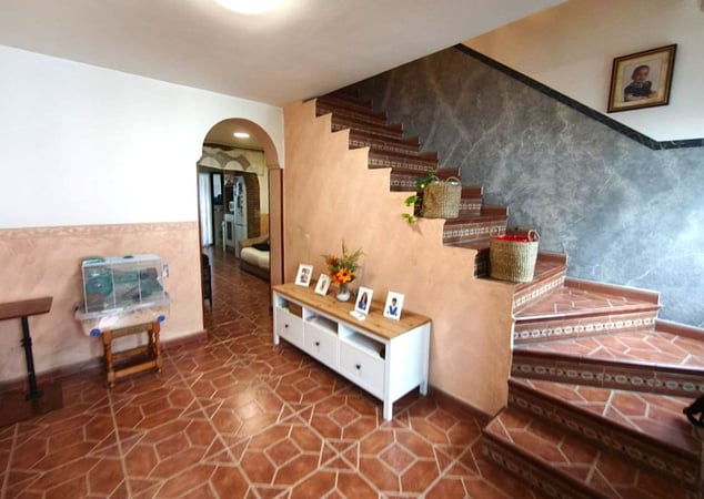 House in Estepona - view 1
