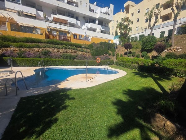 Apartment in Riviera del Sol - view 1