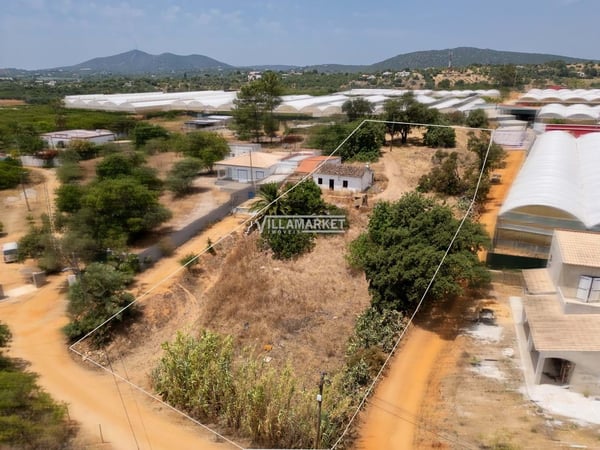 House in Moncarapacho - view 1