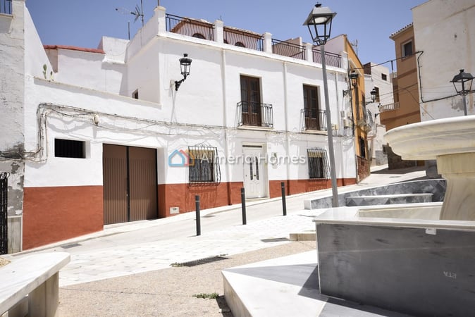 House in Macael - view 1