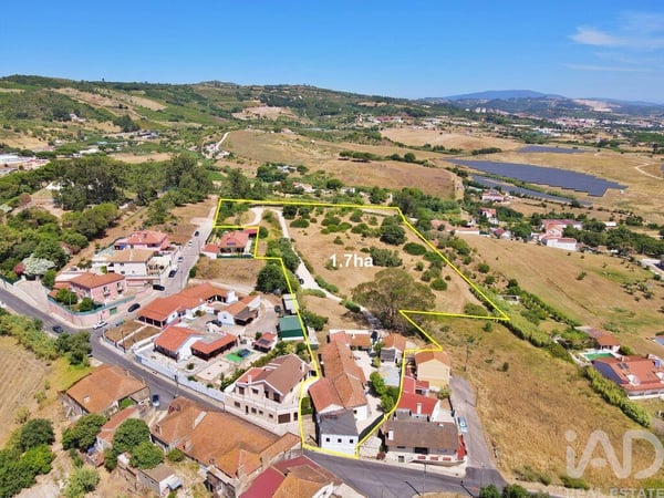 Farm, Ranch or Equestrian in Carregado - view 1