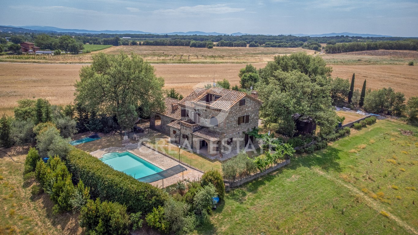 House in Cortona - Image 3