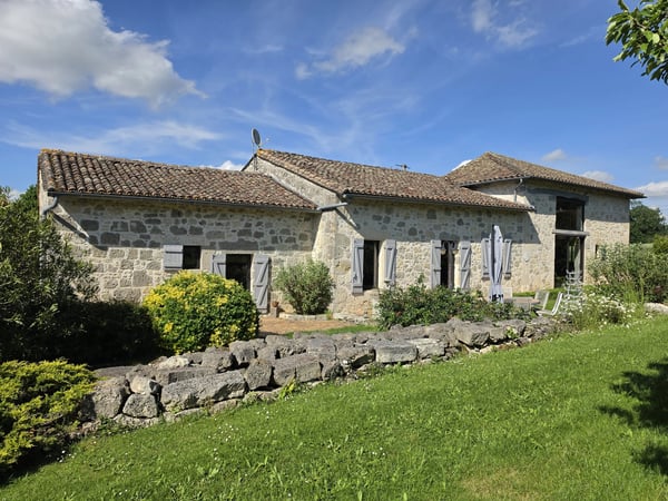 House in Nerac - view 1