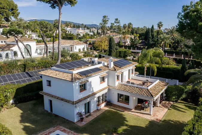 Villa in Marbella - view 1