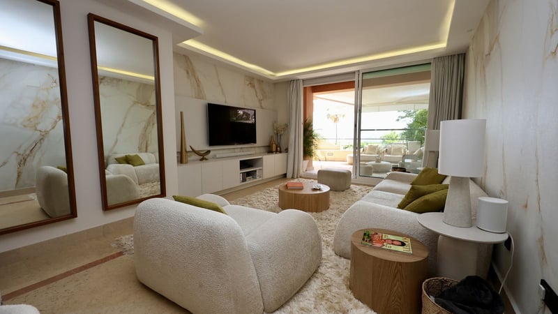 Apartment in Nueva Andalucia - view 1