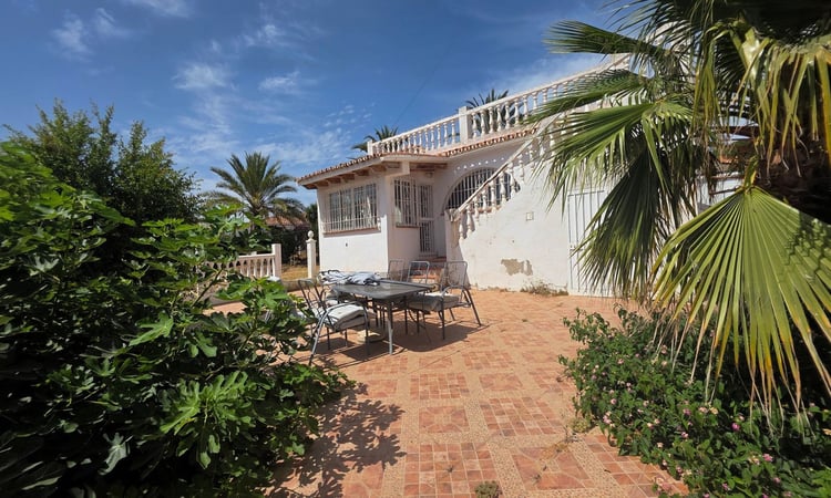 House in El Faro - view 1