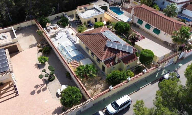 Villa in El Pinar de Campoverde - view 1
