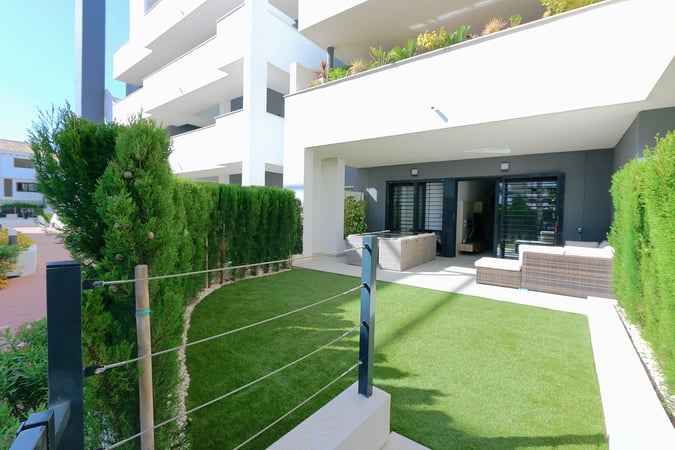 Apartment in Playa Flamenca - view 1