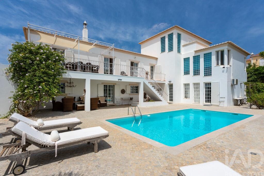 House in Quelfes - Image 2