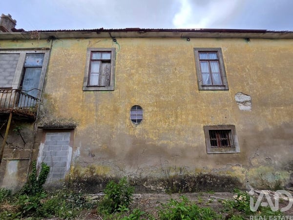 House in Sao Mamede de Infesta - view 1
