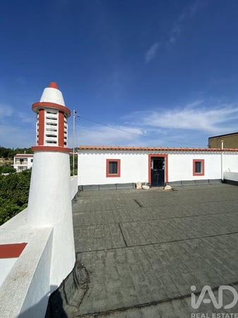 House in Vale da Rosa - view 1